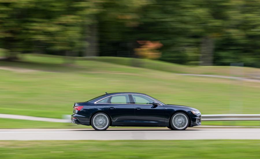  Audi A6 3.0 TFSI Quattro S-Line (C8) 2018 года  (NA) (фото 37 из 40)